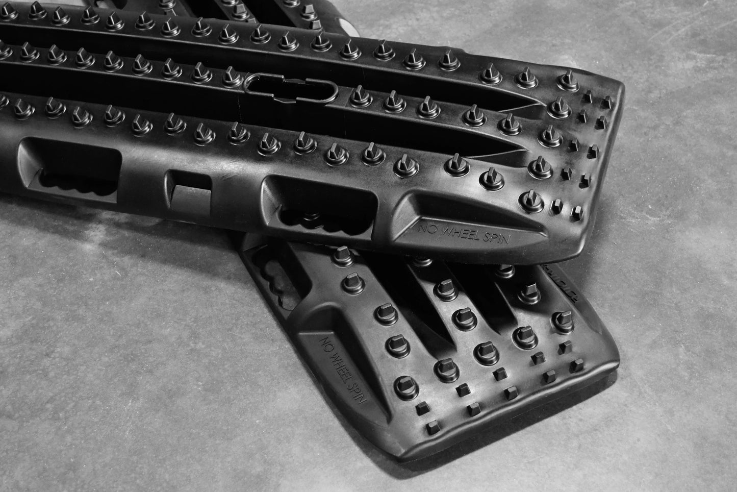 RototraX Traction Boards BLACK - Solid Wood Worx