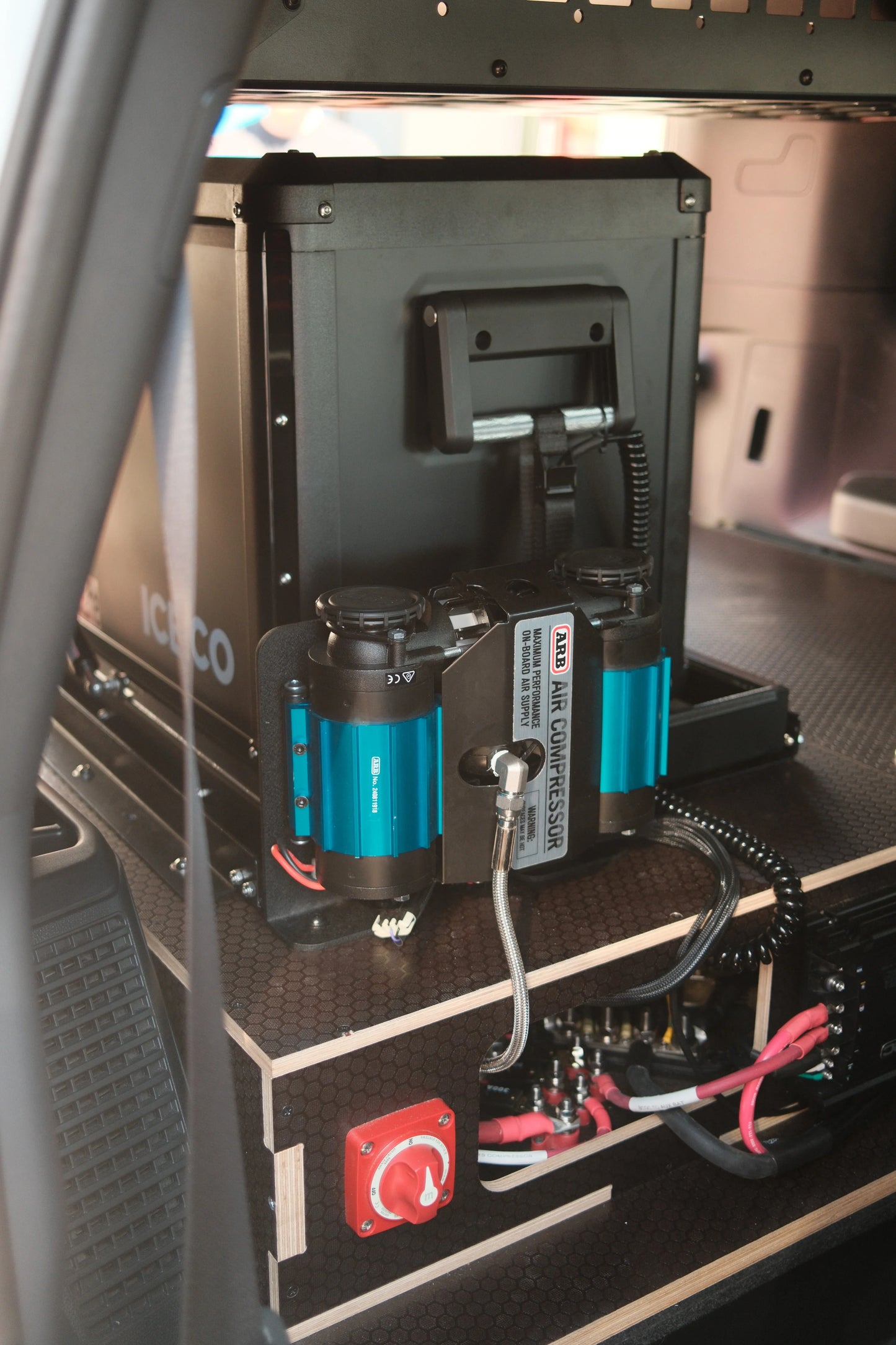 PRESALE:  Summit Station Land Cruiser 250 Drawer System
