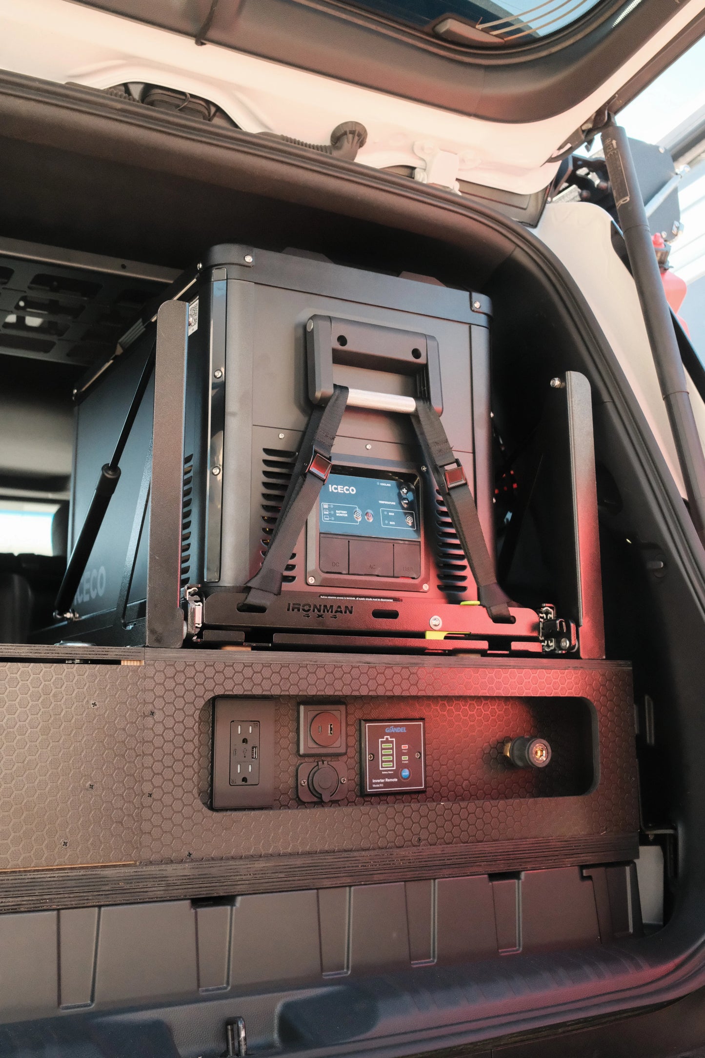 PRESALE:  Summit Station Land Cruiser 250 Drawer System